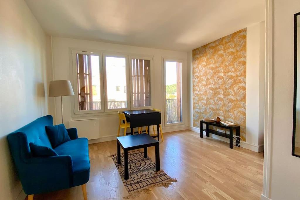 Beau Studio Cosy Et Calme - Face A La Gare De Rosny-Sous-Bois - 20Mn De Paris Et Disneyland Dış mekan fotoğraf