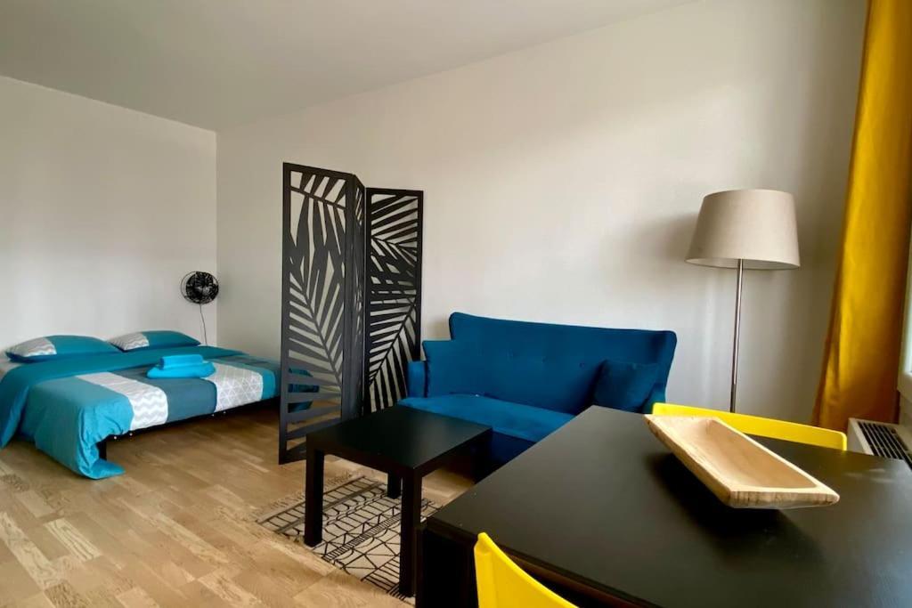 Beau Studio Cosy Et Calme - Face A La Gare De Rosny-Sous-Bois - 20Mn De Paris Et Disneyland Dış mekan fotoğraf