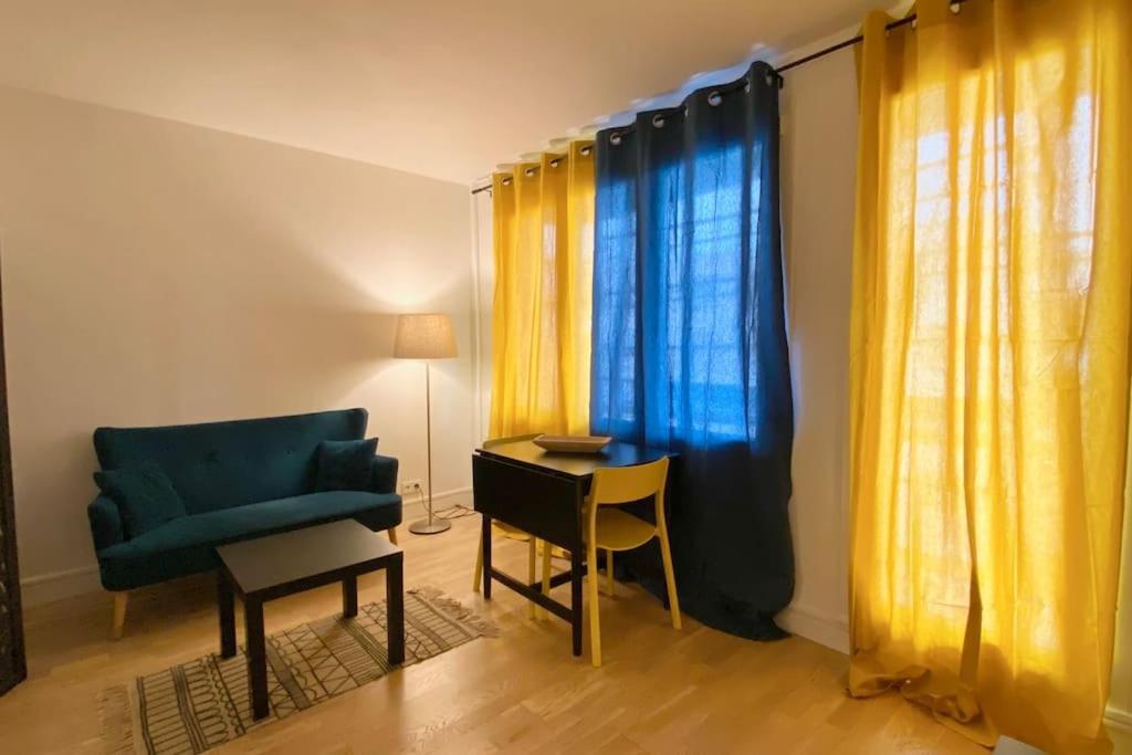 Beau Studio Cosy Et Calme - Face A La Gare De Rosny-Sous-Bois - 20Mn De Paris Et Disneyland Dış mekan fotoğraf